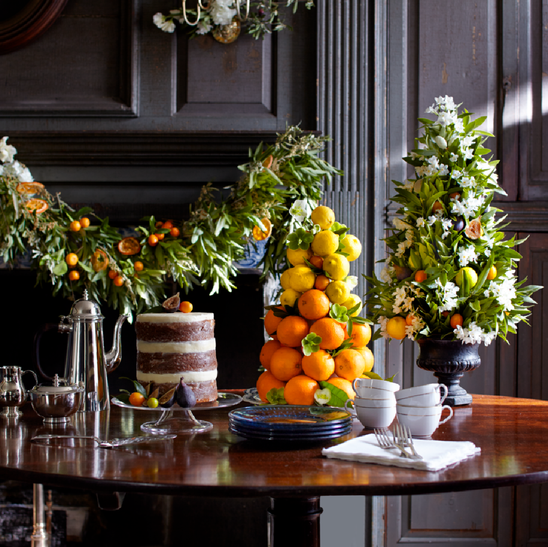 Michael Putnam designed holiday arrangements in Veranda (Sang An). #hoildaycitrus