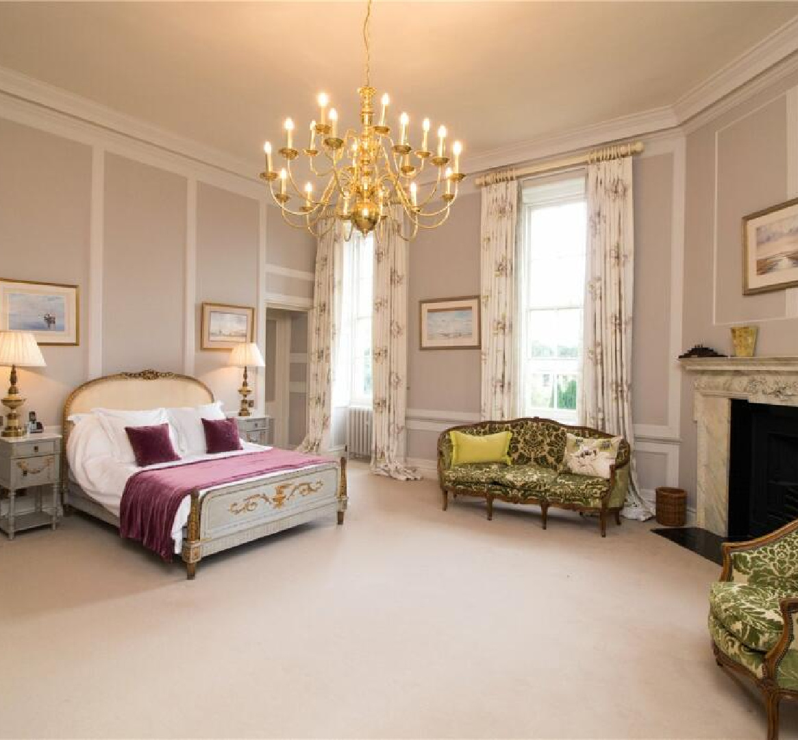 Magnificent chandelier and paneled walls in bedroom of Barn Hill House (historic Georgian built in 1698 in Stamford, UK). #georgianarchitecture #historichomes #barnhillhouse