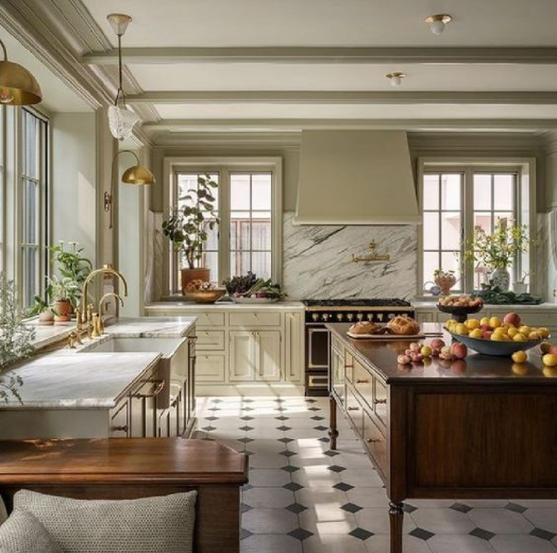 Jessica Helgerson designed classic and chic traditional Brooklyn kitchen with wood furniture work island. Photo by Aaron Leitz. #farrowandballfrenchgray