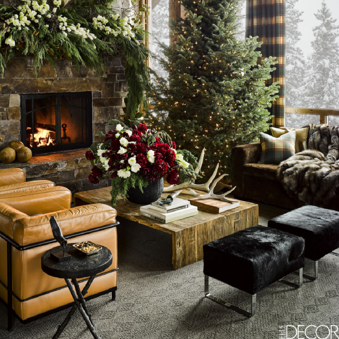 Ken Fulk holiday decorated mountain retreat (Yellowstone in Montana) in Elle Decor. #kenfulk #mountainchic #rusticholiday