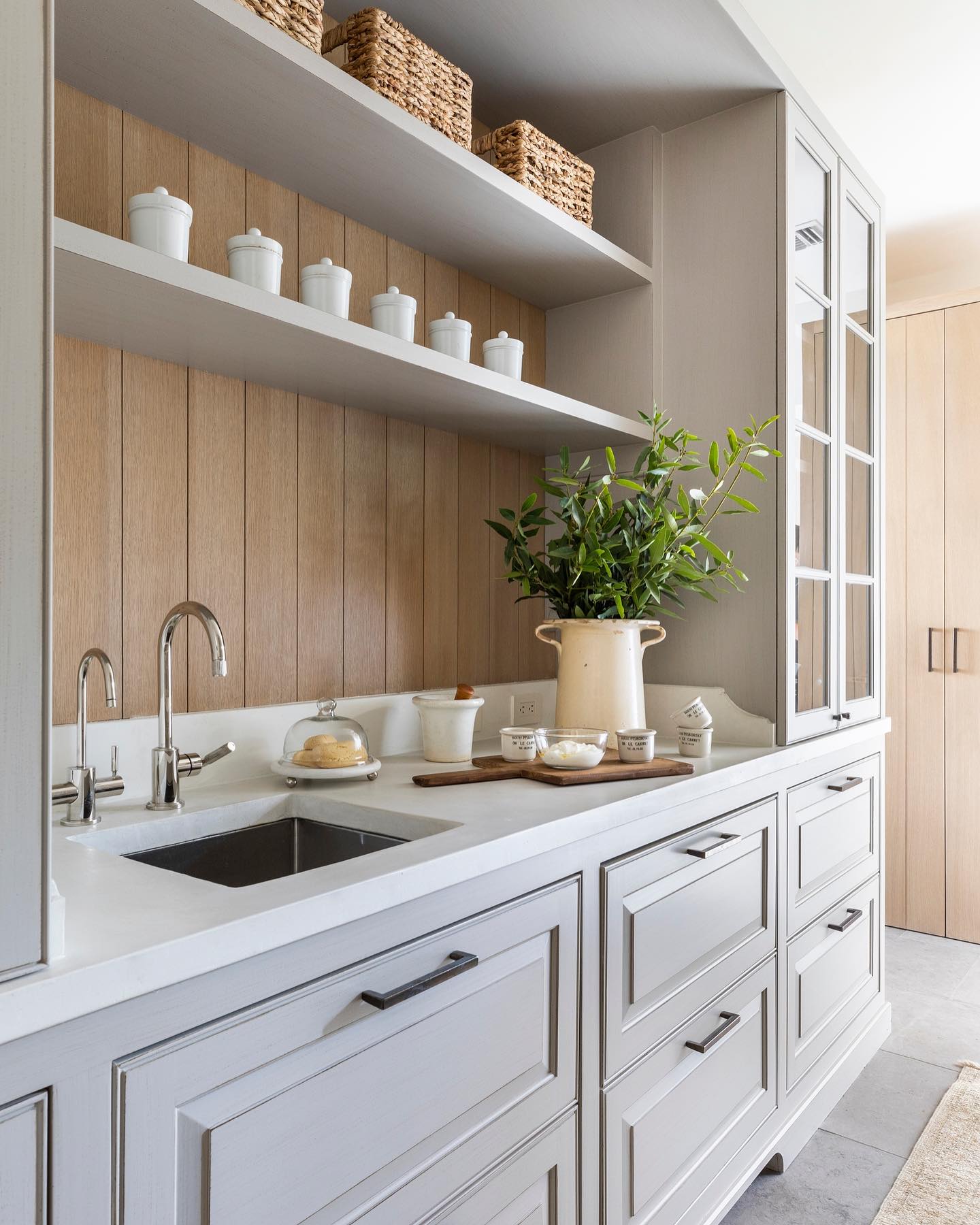 Pantry with shelves - Marie Flanigan Interiors.