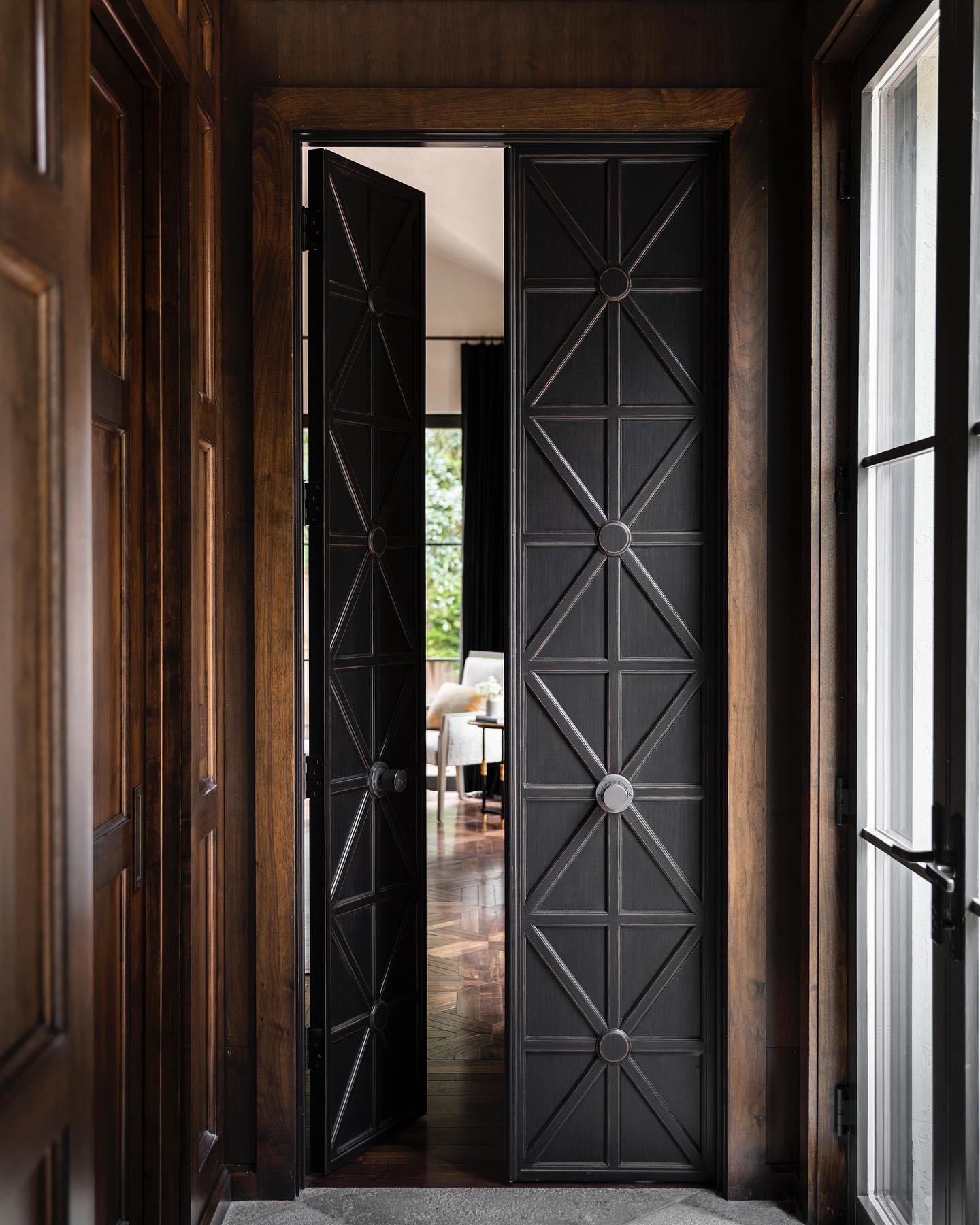 Magnificent doors - Marie Flanigan Interiors.