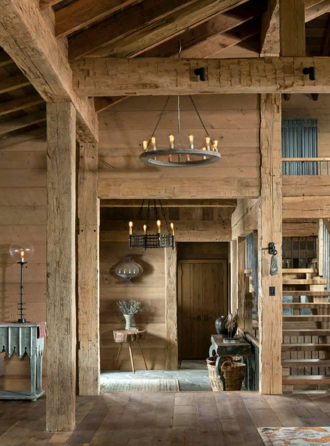 Pearson Design Group - beautiful rustic luxe mountain lodge interior in Yellowstone Club (Big Sky, MT). #europeancountry #rusticluxe #mountainretreats #interiordesign