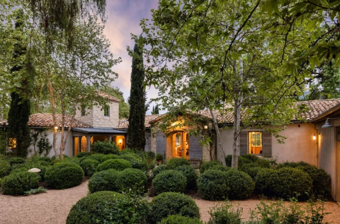 Patina Farm in Ojai, CA - architect: Steve Giannetti and design by Brooke Giannetti. Understated elegance and European country inspired. Photo: Montecito Properties.