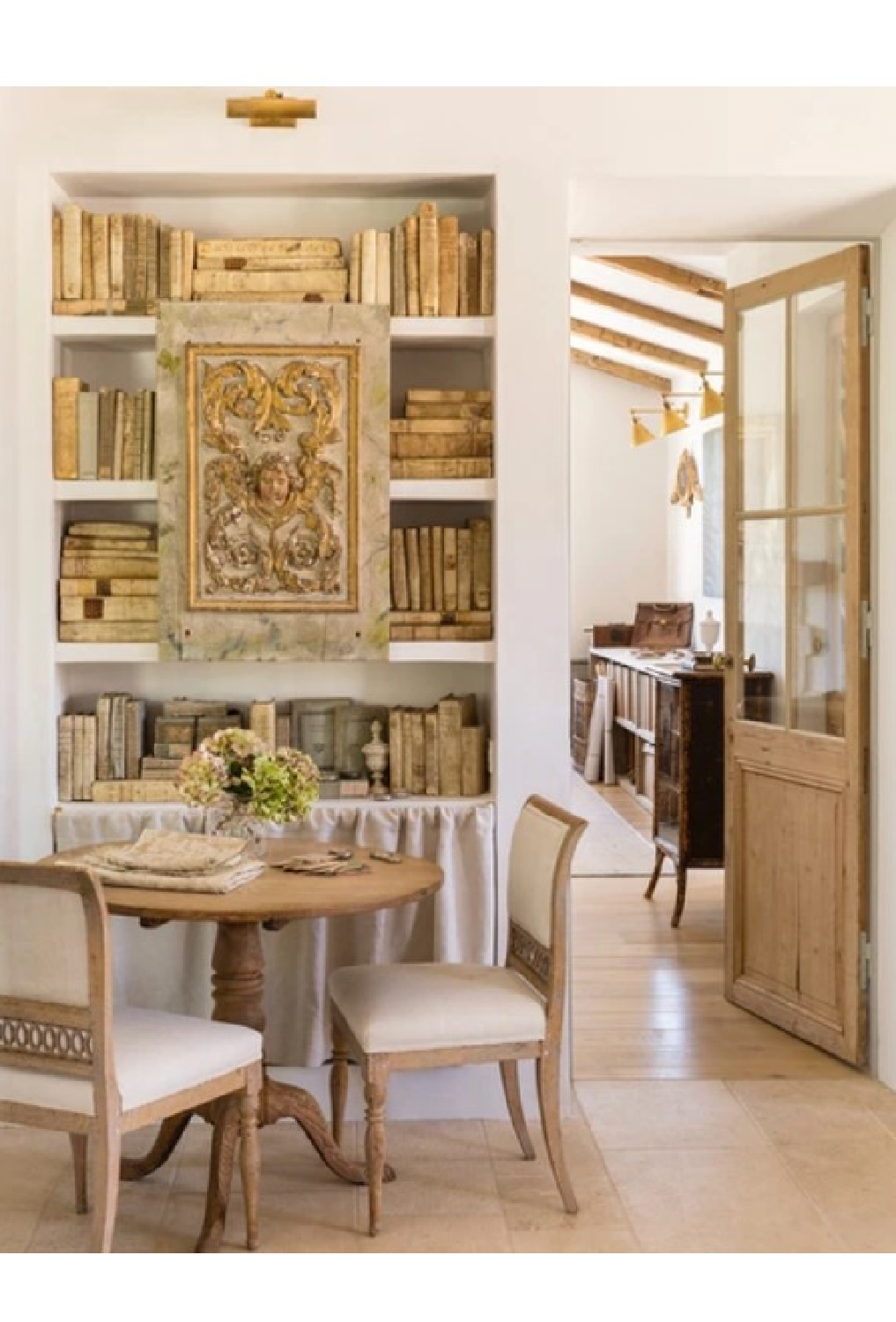 Patina Farm in Ojai, CA - architect: Steve Giannetti and design by Brooke Giannetti. Understated elegance and European country inspired. Photo: Montecito Properties.