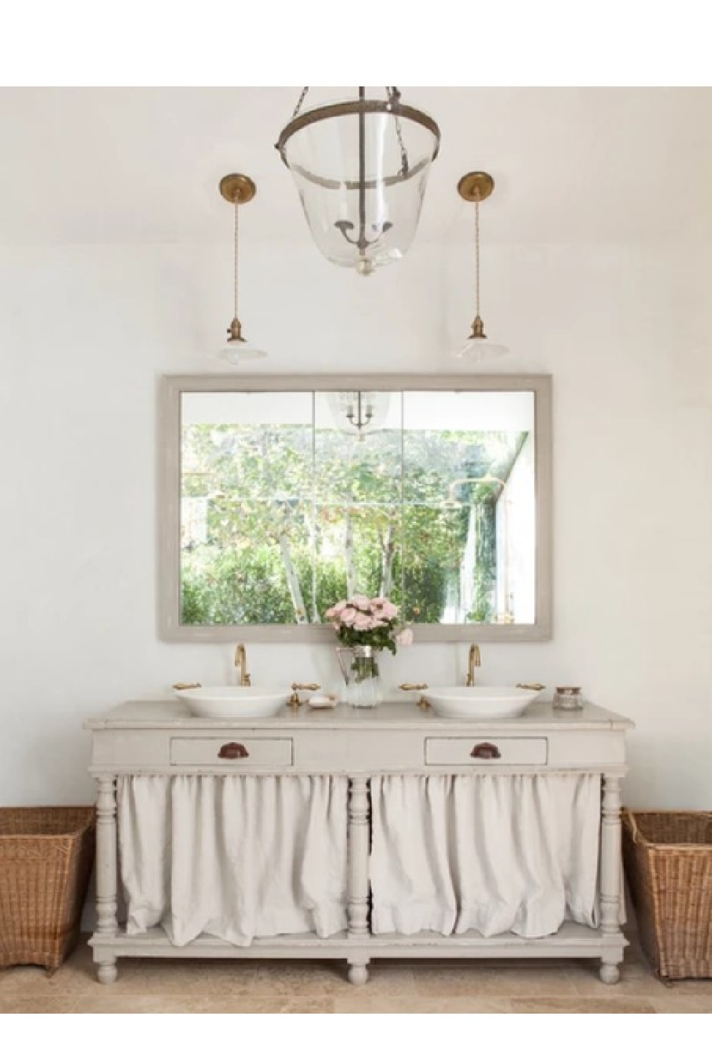 Patina Farm in Ojai, CA - architect: Steve Giannetti and design by Brooke Giannetti. Understated elegance and European country inspired. Photo: Montecito Properties.