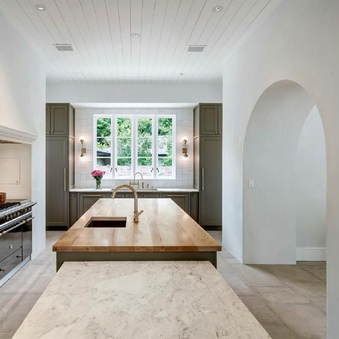 Modern minimal Euro kitchen. 2445 Pine Valley Ct., Houston - Jennifer Hamelet of Mirador Builders; European style and interiors with reclaimed materials from Chateau Domingue. #europeanmanor #oldworldstyle