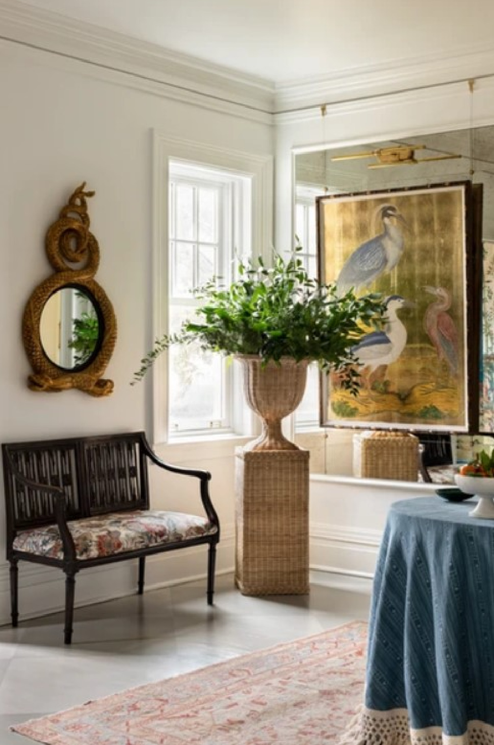 Traditional style in a beautiful Hamptons home with interior design by @m_m_interior_design