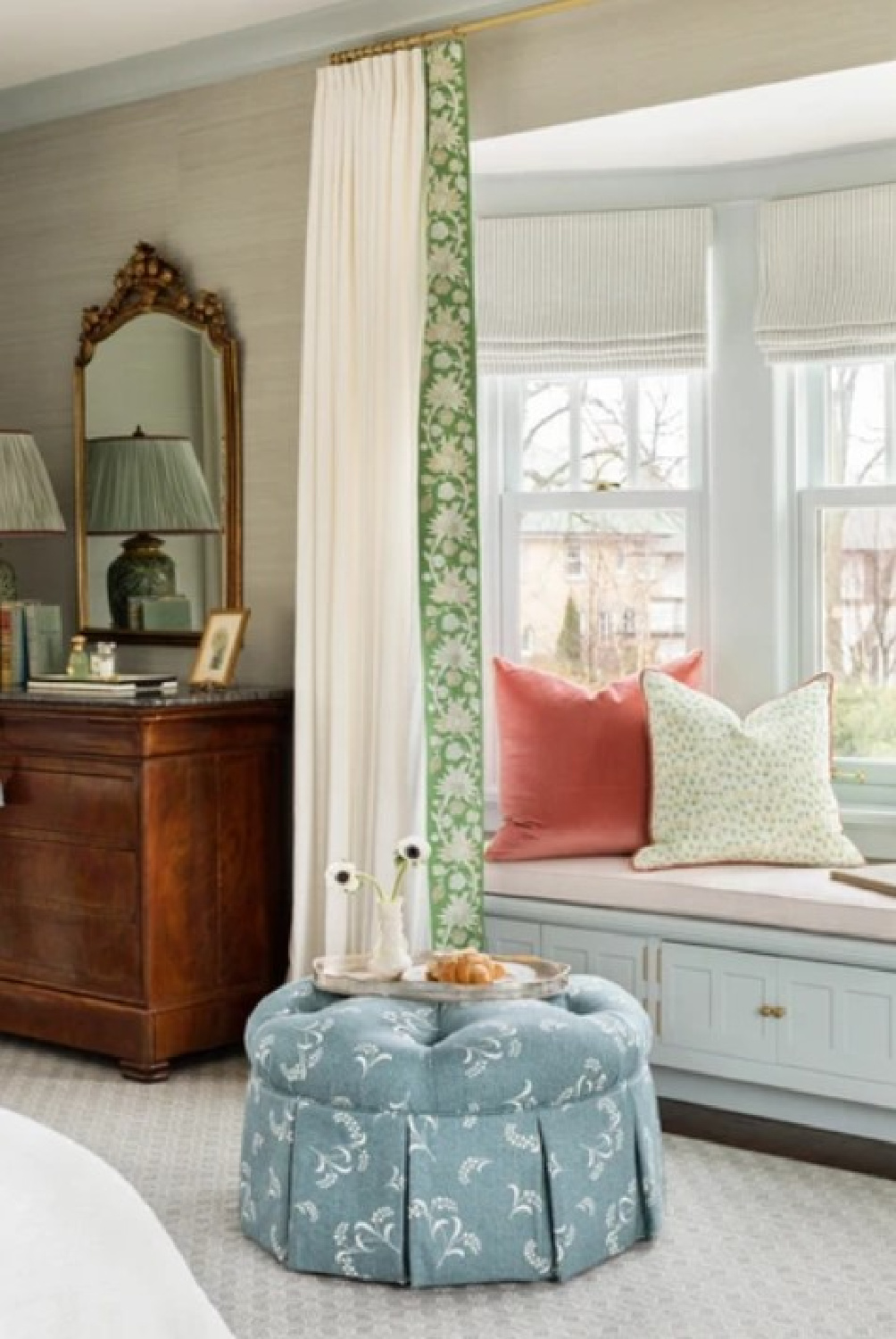 Historical Hamptons interior with window seat and design by @m_m_interior_design