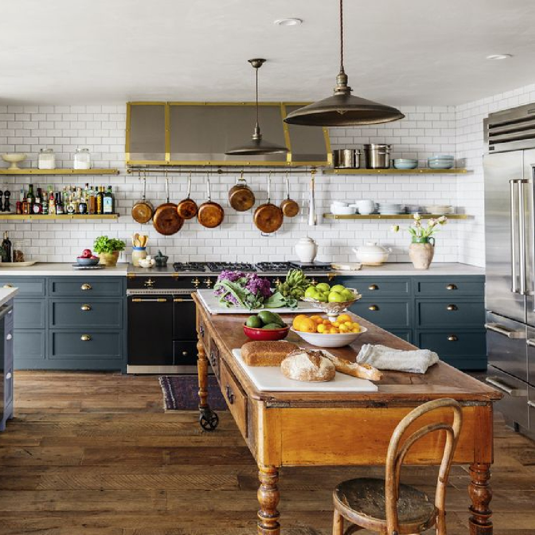 Farrow & Ball Hague Blue and Worsted in a beautiful kitchen from Steve Giannetti. 