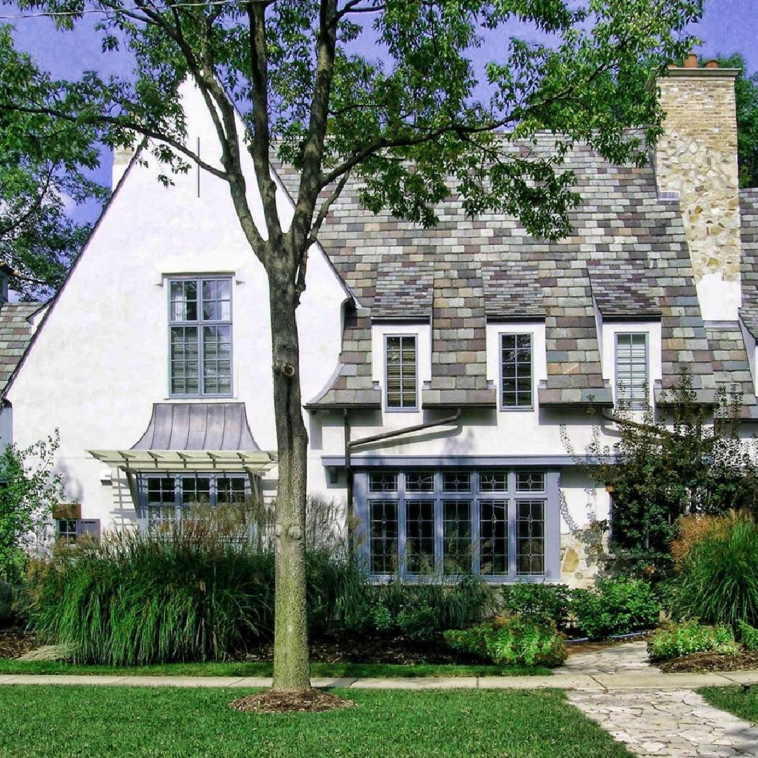 Beautiful Chicago home facade and architectural design from Michael Abraham.