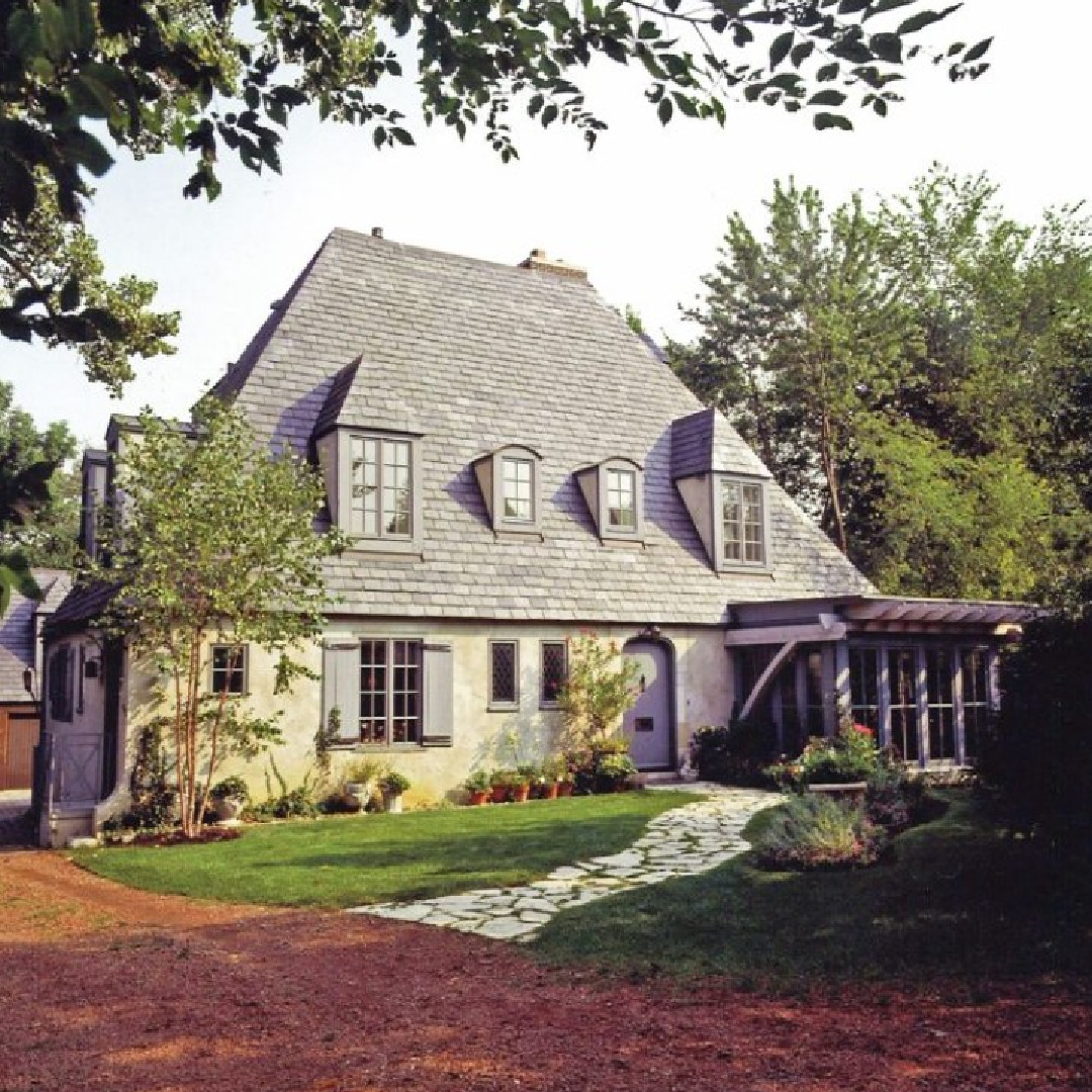 Beautiful Chicago home facade and architectural design from Michael Abraham.