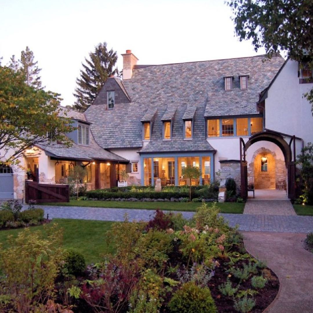 Beautiful Chicago home facade and architectural design from Michael Abraham.