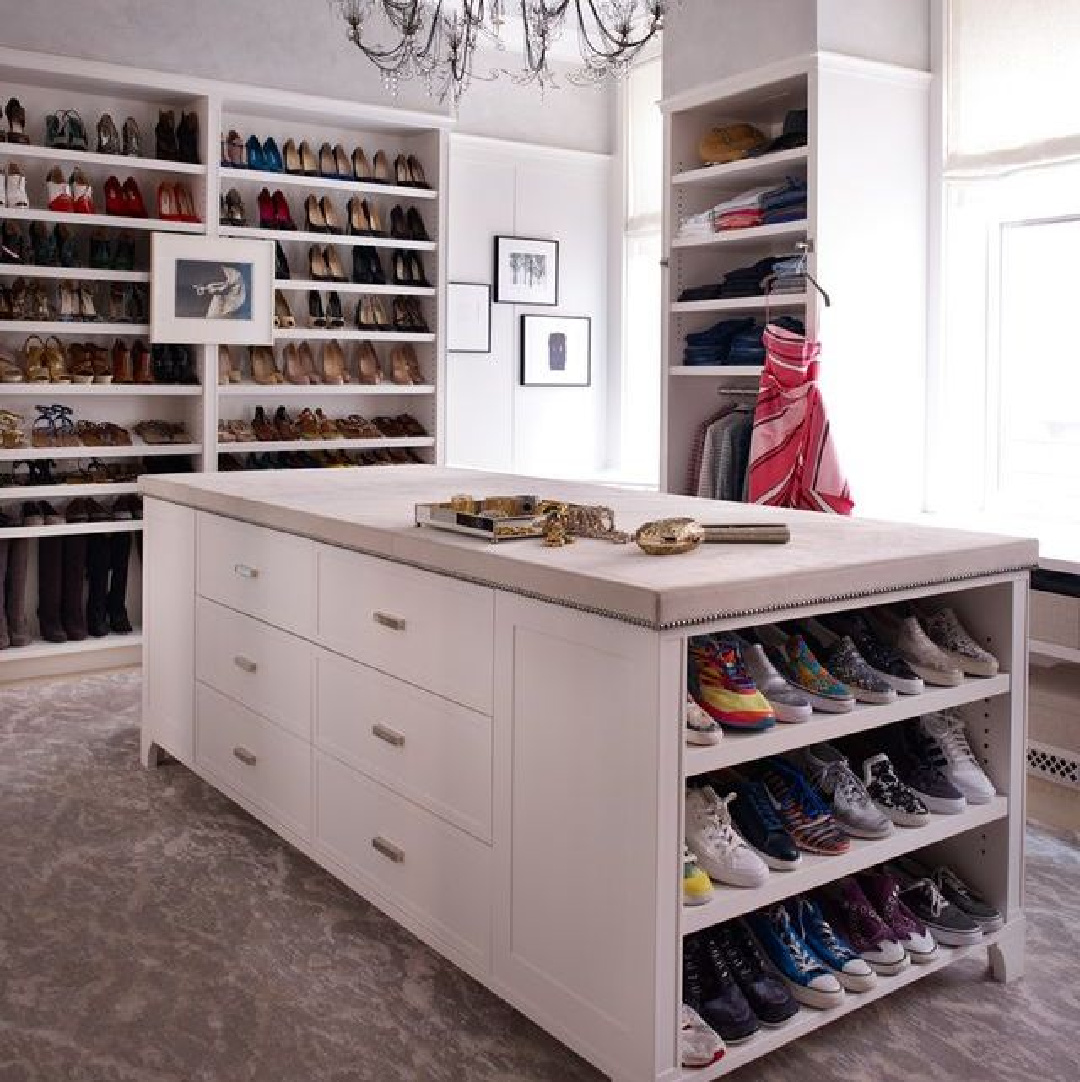 Beautifully designed custom closet dressing room with island - Elizabeth Sesser and Ike Kligerman Barkley. #customizedclosets