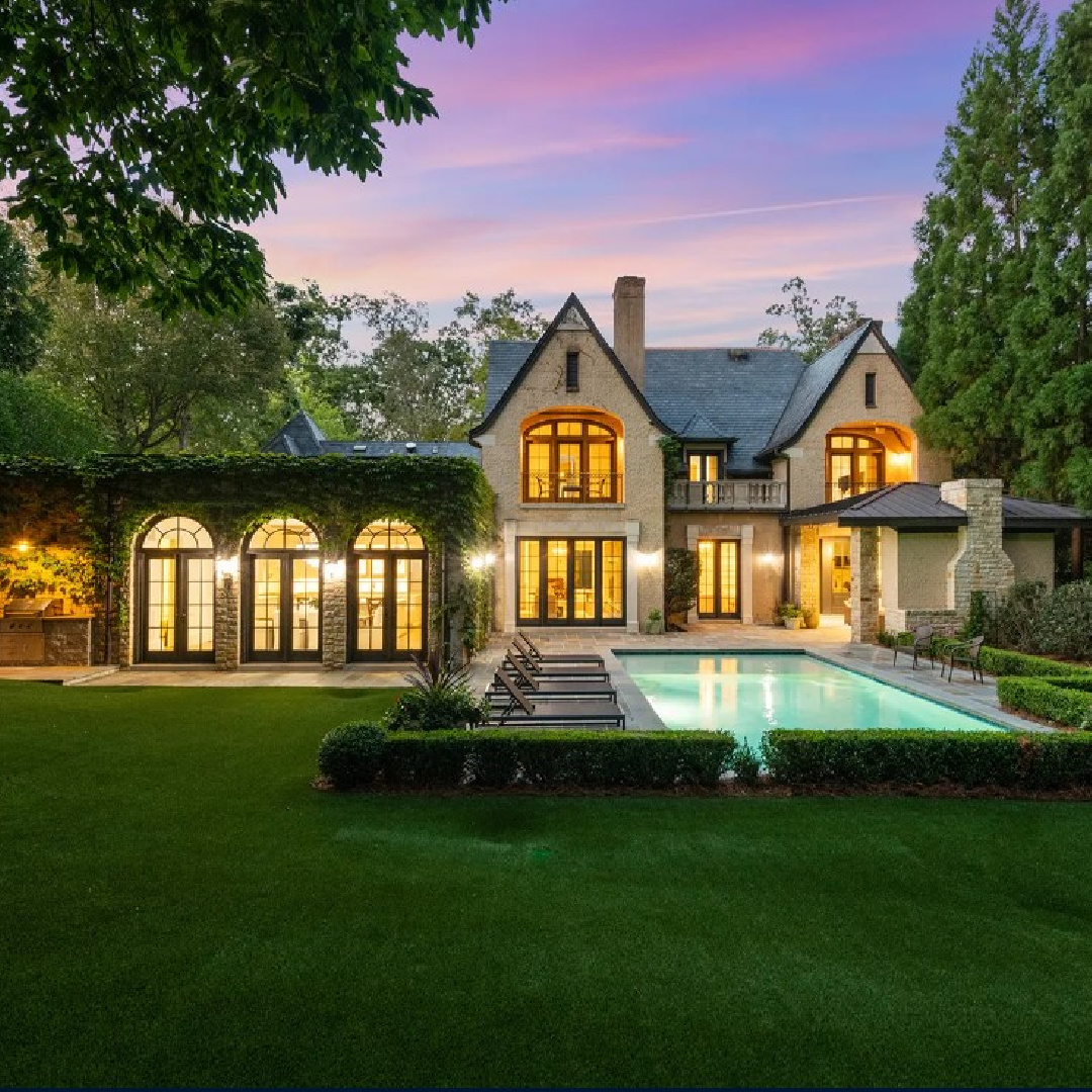 Beautiful Buckhead traditional classic house exterior in Atlanta. Sotheby's Realty #facadelovers #residentialarchitecture