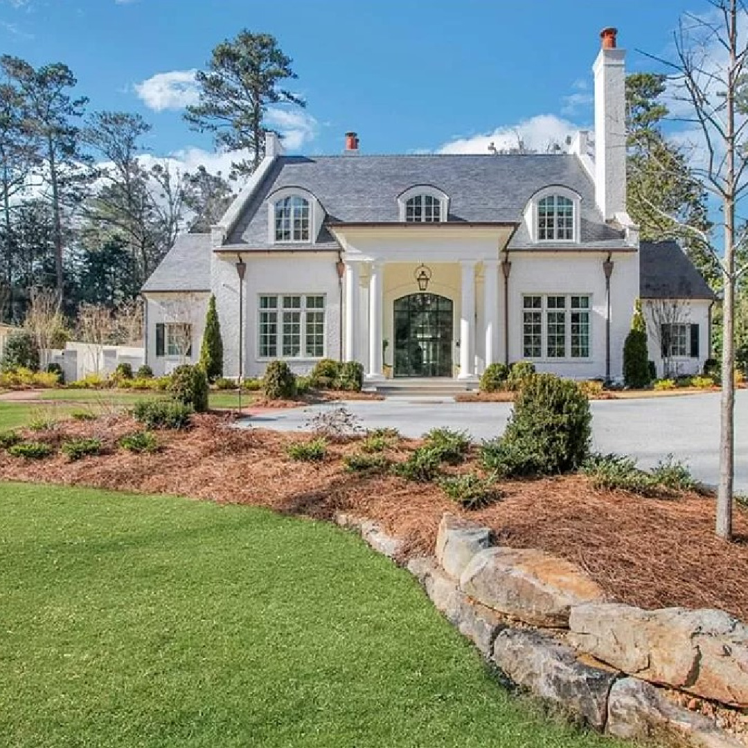 Beautiful Buckhead traditional classic house exterior in Atlanta. Sotheby's Realty #facadelovers #residentialarchitecture