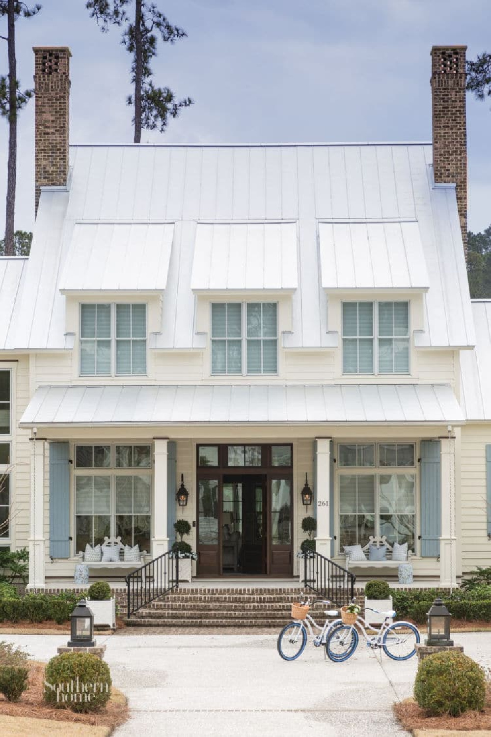 White exterior - Southern Home Magazine (John Ohagan photo)