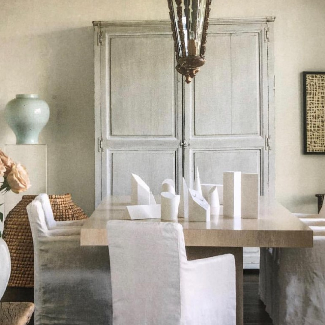 Greek Villa (SW paint color) in a dining room. Timeless interior design by Shannon Bowers with nods to European antiques, patina, understated elegance, and sophisticated simplicity. #shannonbowers #sherwinwilliamsgreekvilla