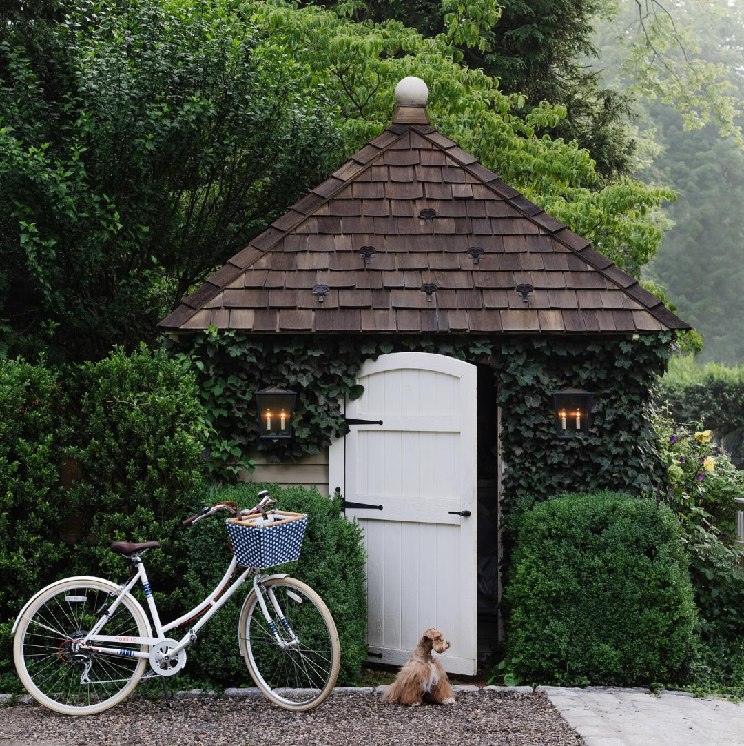 Charming ivy covered backyard garden room - Mar Jenning's beautiful gardens (Rosebrook Gardens) in Westport, CT. #gardeninspiration