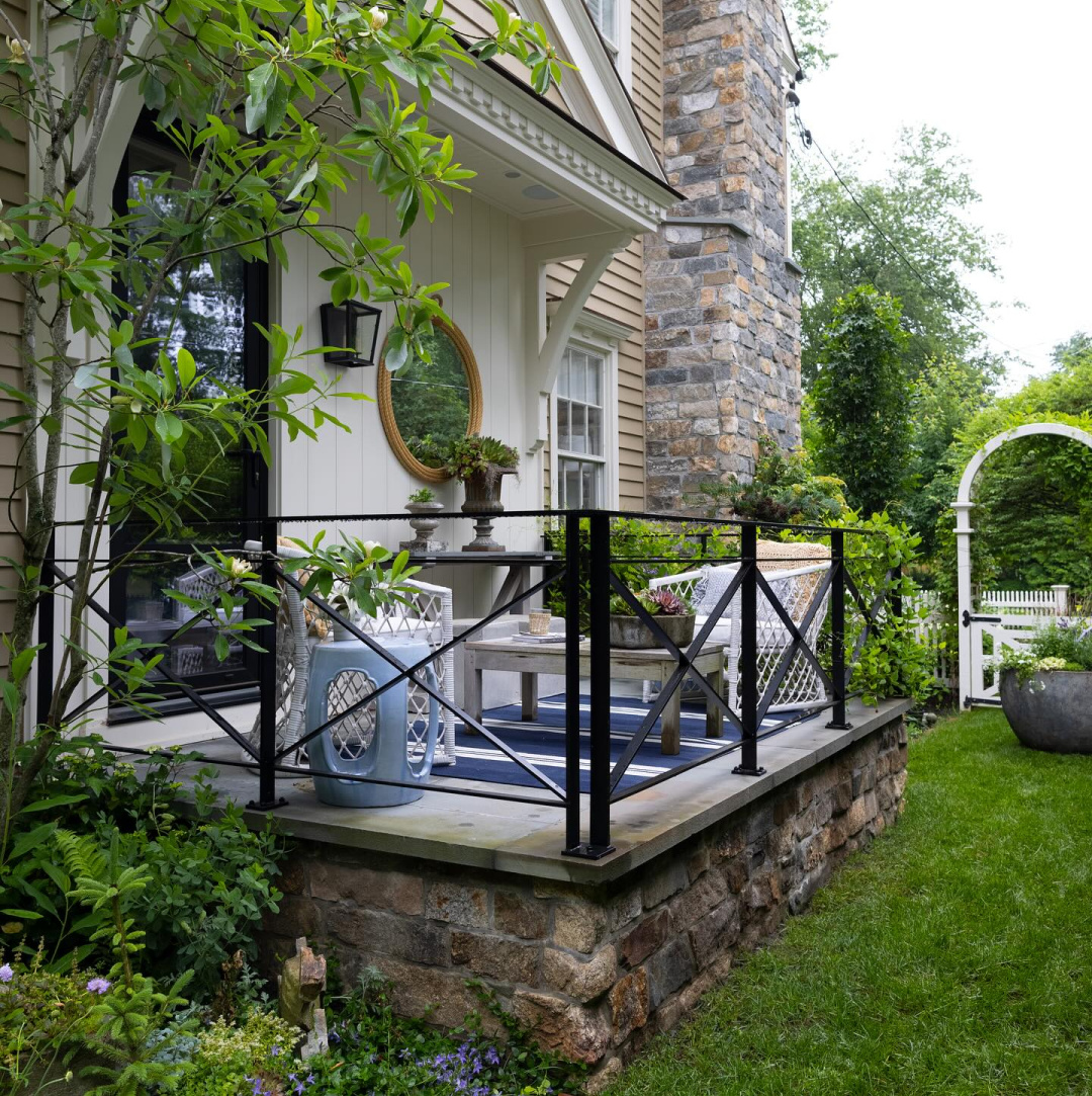Charming terrace off dining area - Mar Jenning's beautiful gardens (Rosebrook Gardens) in Westport, CT. #gardeninspiration #outdoordining