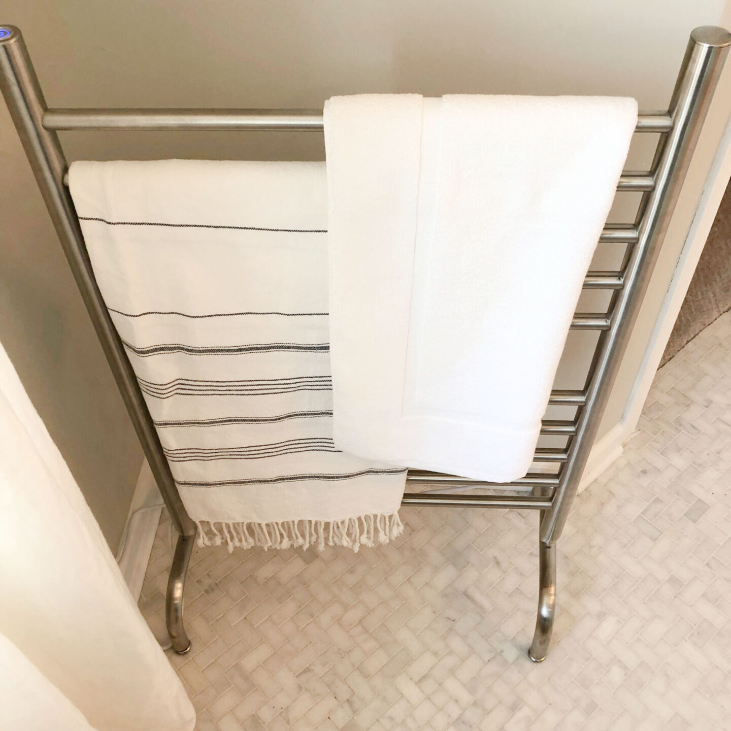 Solo 24" Freestanding Towel Warmer from Amba. #towelwarmers
