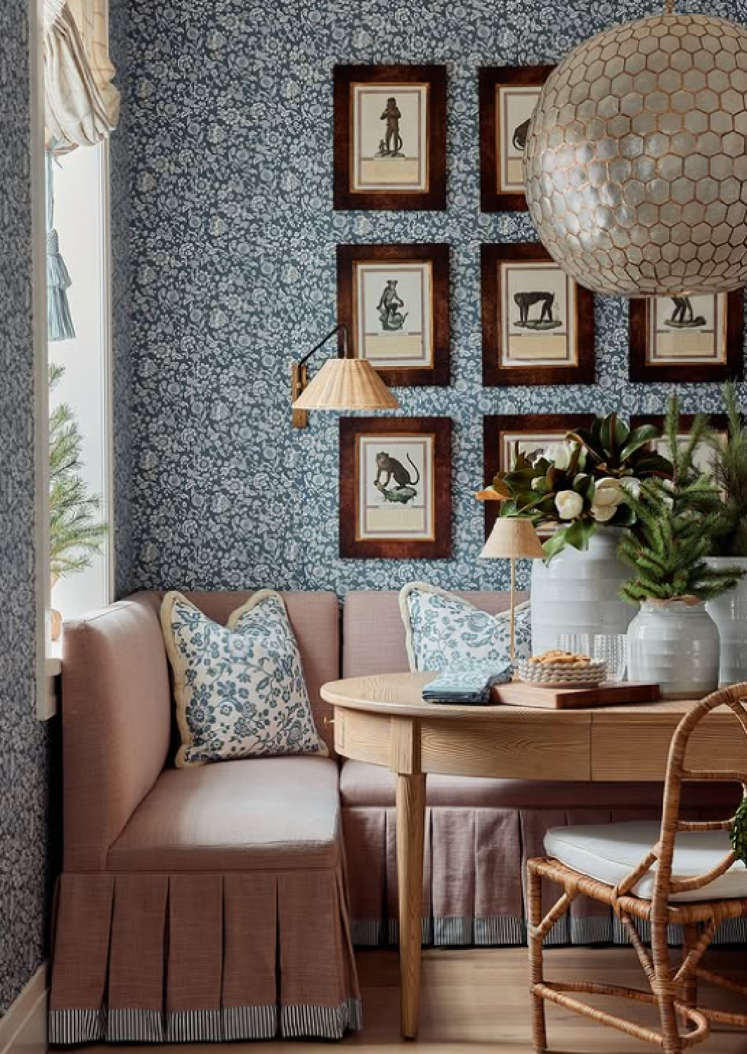 Heritage style breakfast nook with banquette - M+M Interior Design (photo: Heather Talbert).