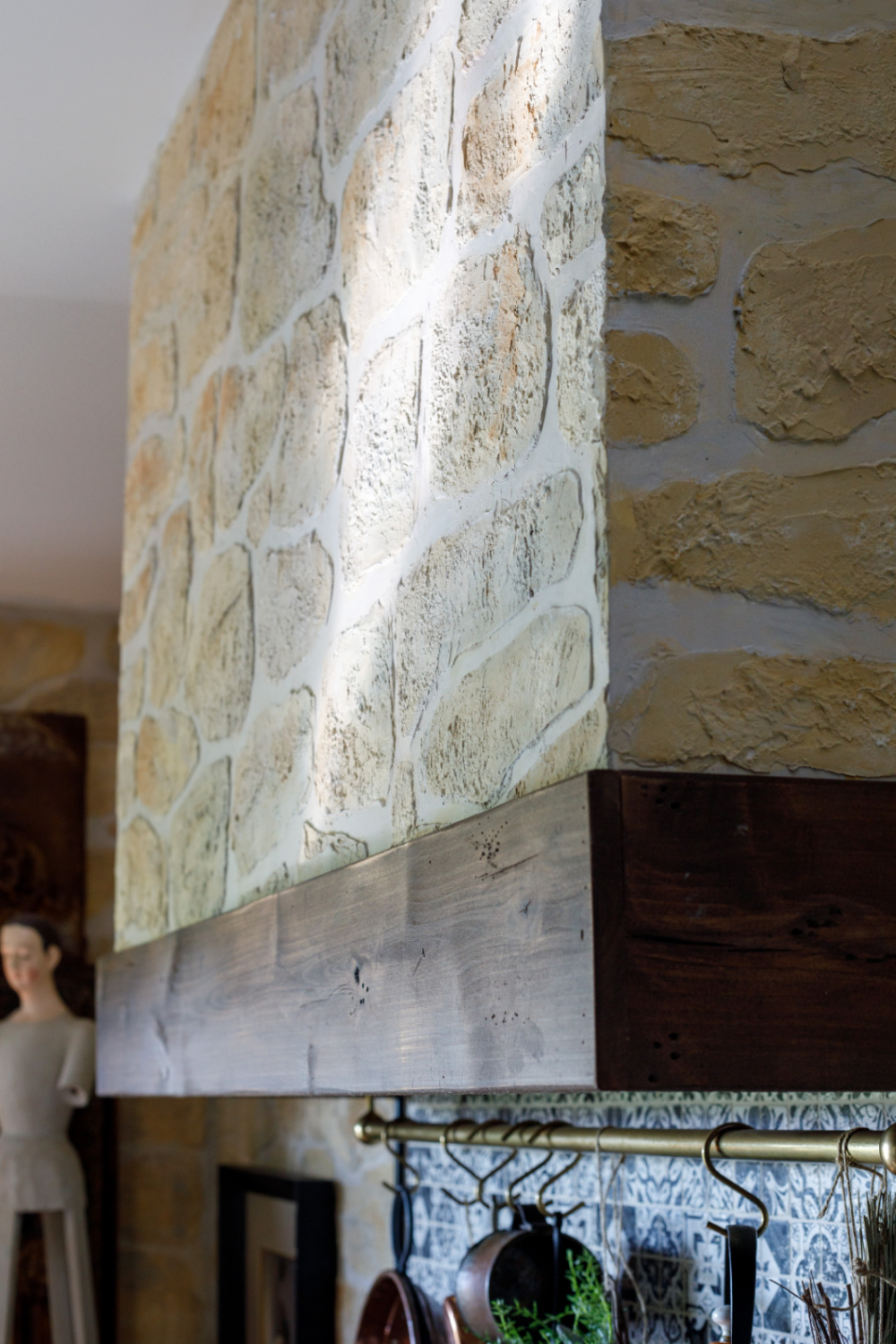 Rustic elegance in an Old World style home with stone wall created with stencil kit from @thedetalles. #rusticelegance #stonewallstencil #fauxstone #thedetalles
