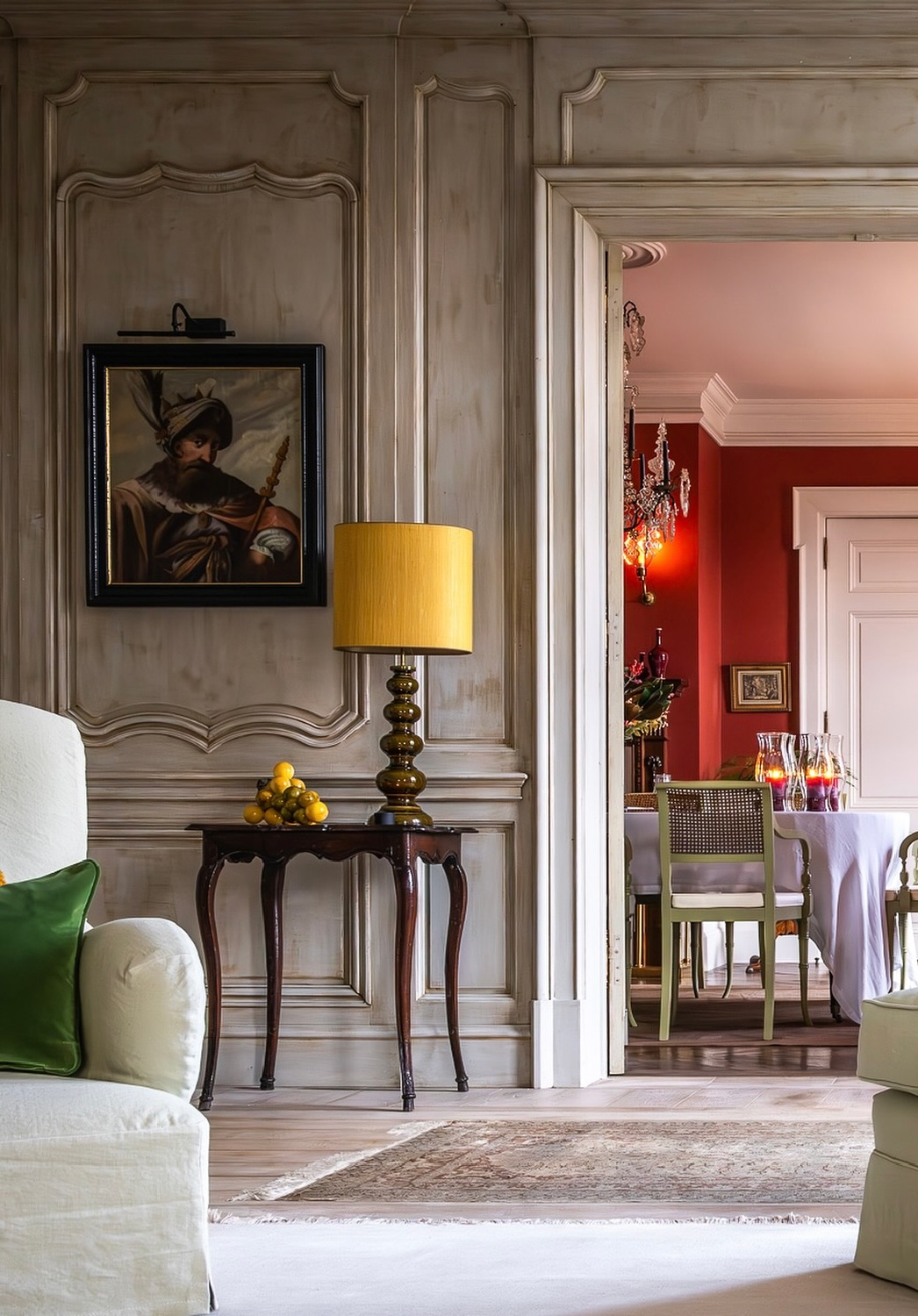 Paneled walls in an elegant home in Belgium. Greet Lefèvre of Belgian Pearls. #belgianhomes #belgianstyle