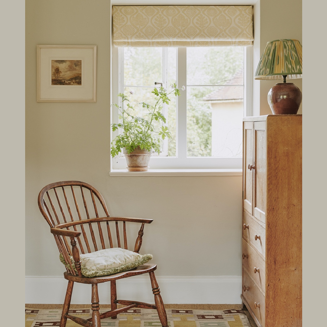 Beautiful cozy timeless English country serene interior with Windsor chair and design by Tamsin Saunders (HomeAndFound). #timelessinteriors