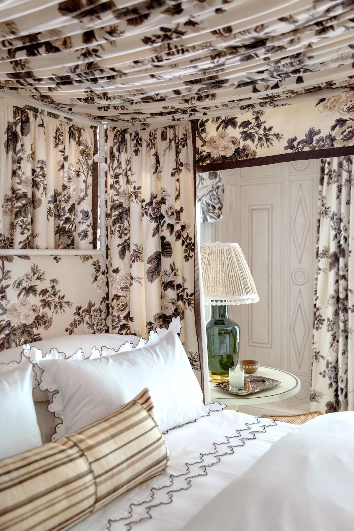 Schumacher's Pyne Hollyhock fabric in Alexandra Norwood designed bedroom in FLOWER MAGAZINE'S Nashville Showhouse - photo by Leslee Mitchell. #interiordesign #flowerlovers