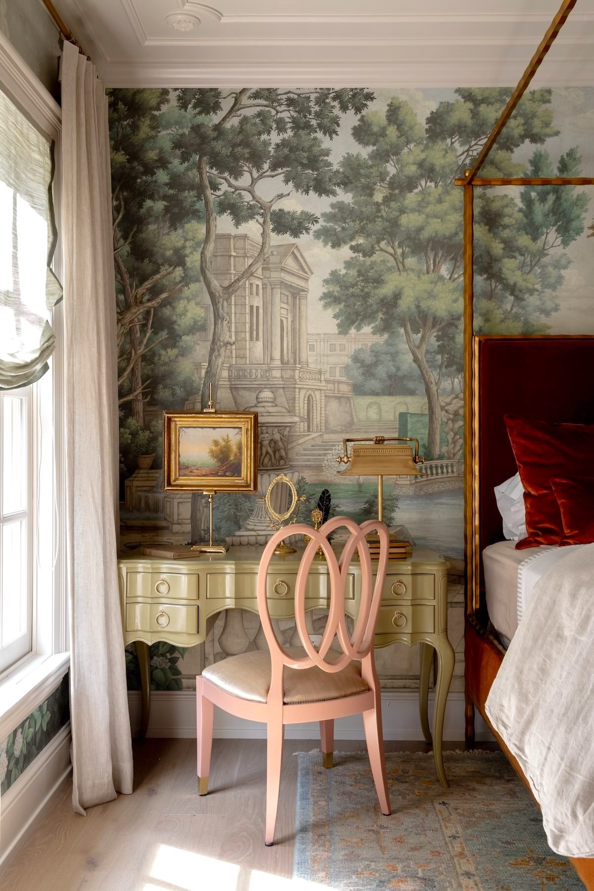 Duvall Reynolds designed bedroom in FLOWER MAGAZINE'S Nashville Showhouse - photo by Leslee Mitchell. #interiordesign #flowerlovers