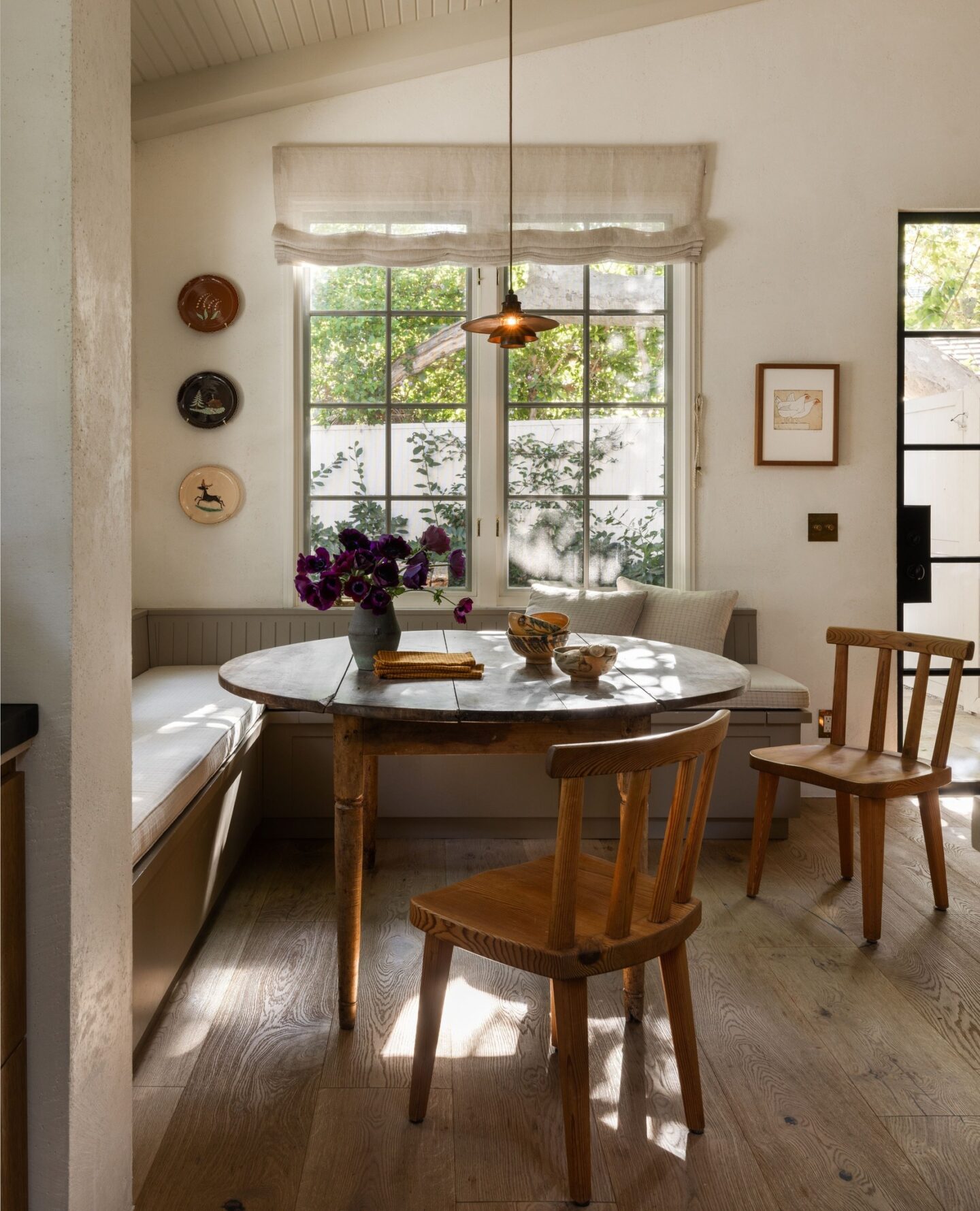 estLiving designed breakfast nook in Mandeville Canyon.