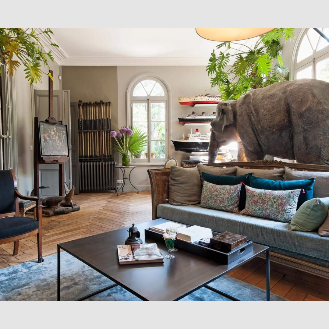 Hotel Particulier in Avignon - La Divine Comedie restored chateau and guest house in South of France (Provence) - Your Haven In.