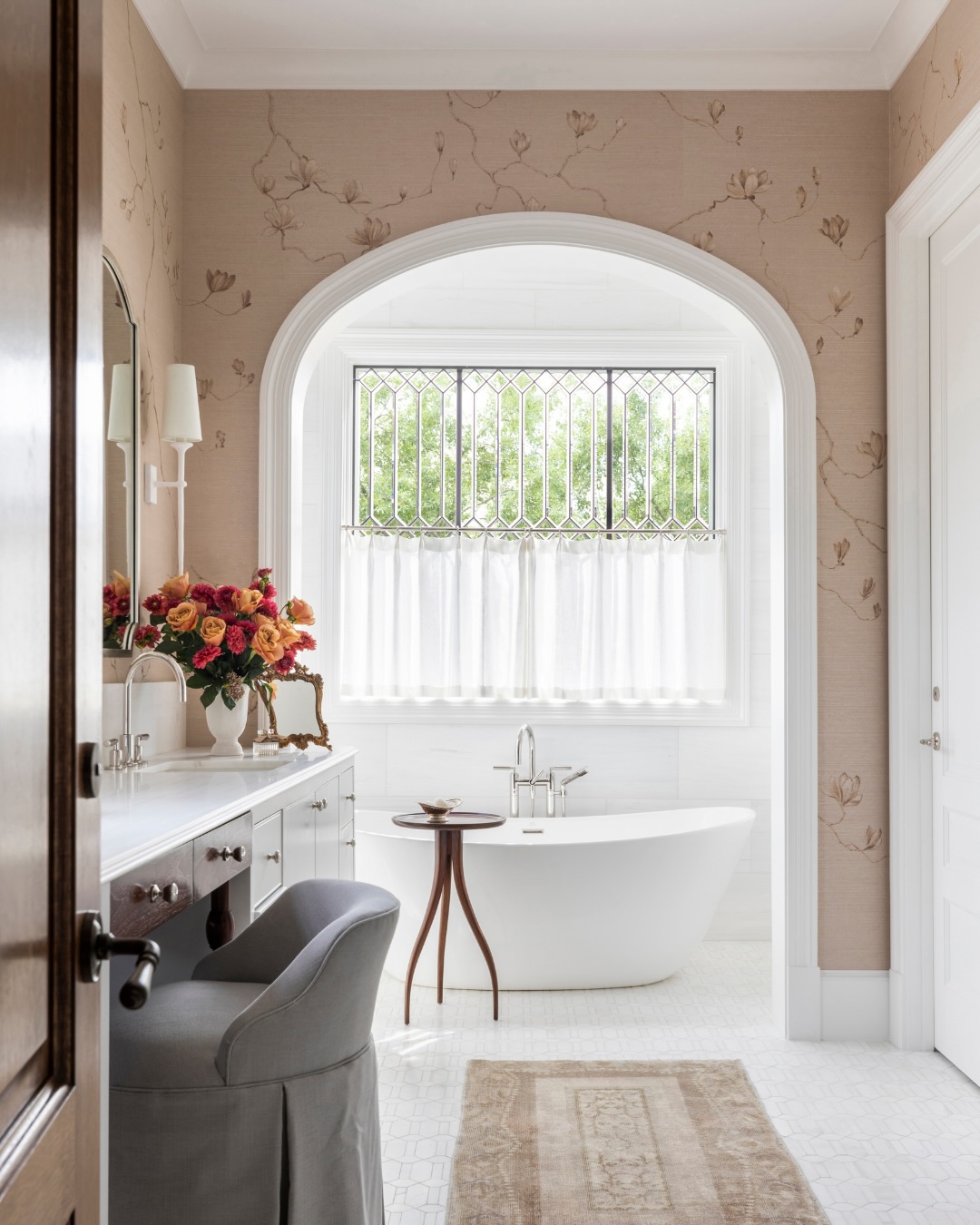 Elegant bath design by Marie Flanigan Interiors.