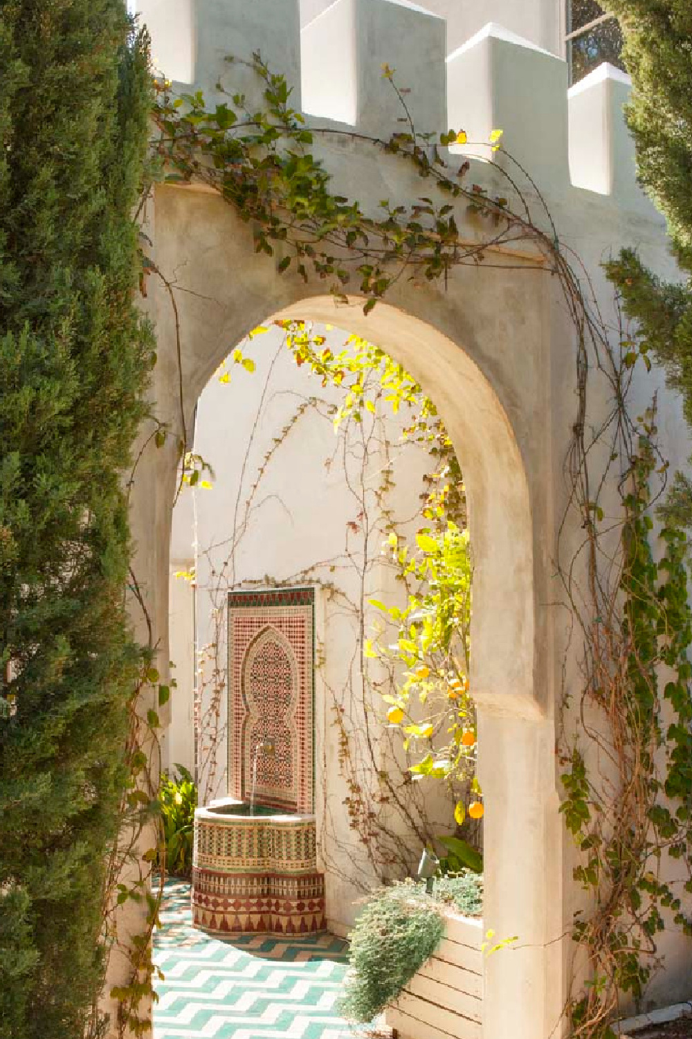Fountain and courtyard in Richard Shapiro's masterful Old World seaside home in Malibu in AD's April 2011 issue.
