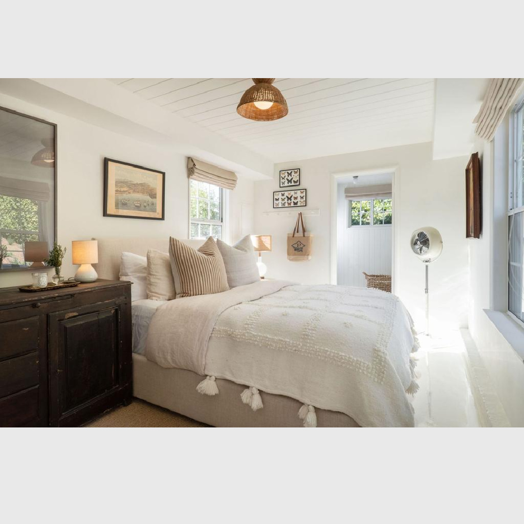 Farrow & Ball All White bedroom with boho style vintage bedspread in a Malibu 1941 cottage - Avi Brosh and Kirsten Leigh Pratt. Vogue Living Australia - photo: Caylon Hackwith.