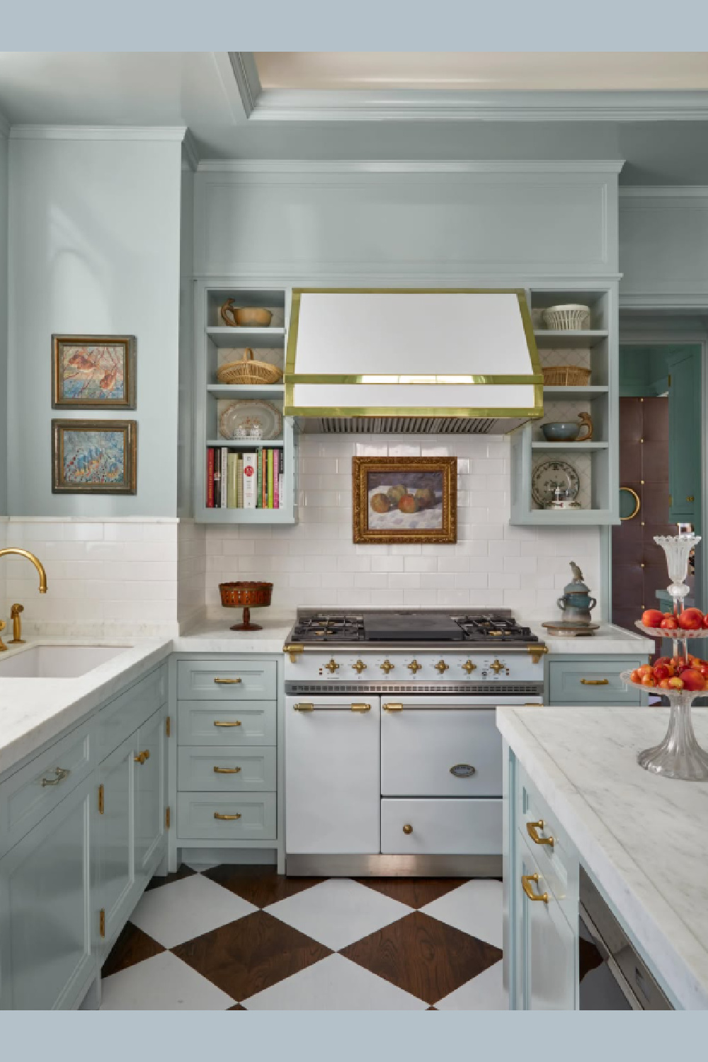 Light blue kitchen - Timeless and classic interior design by Cathy Kincaid Interiors. #timelessinteriors #hellolovely #timelessandtranquil