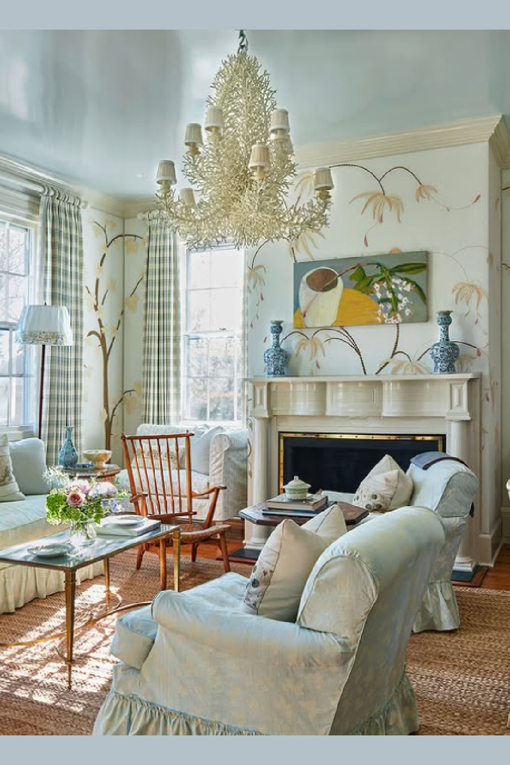 Timeless and classic interior design by Cathy Kincaid Interiors. #timelessinteriors #hellolovely #timelessandtranquil