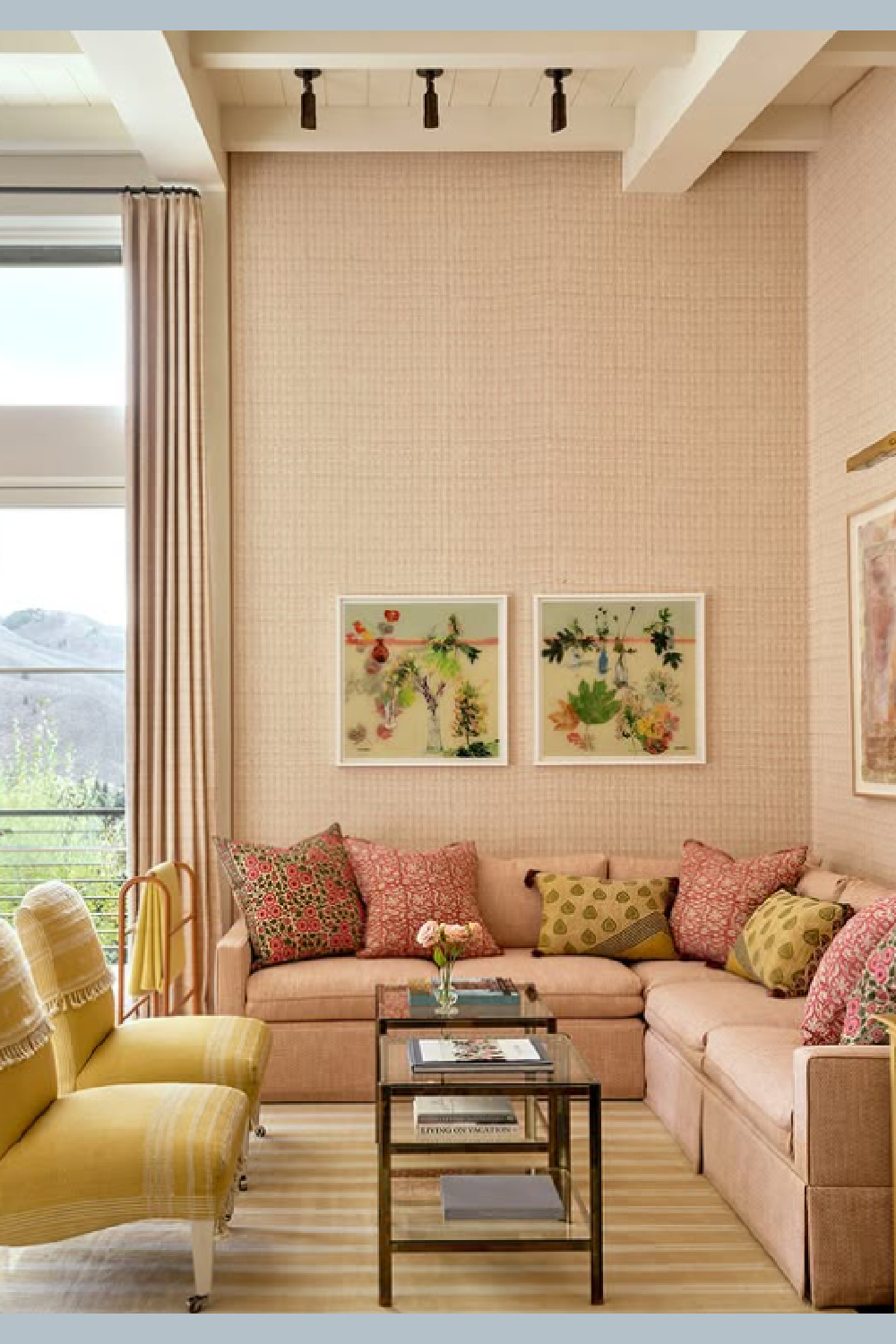 Sophisticated, romantic, pretty interior design by Cathy Kincaid.