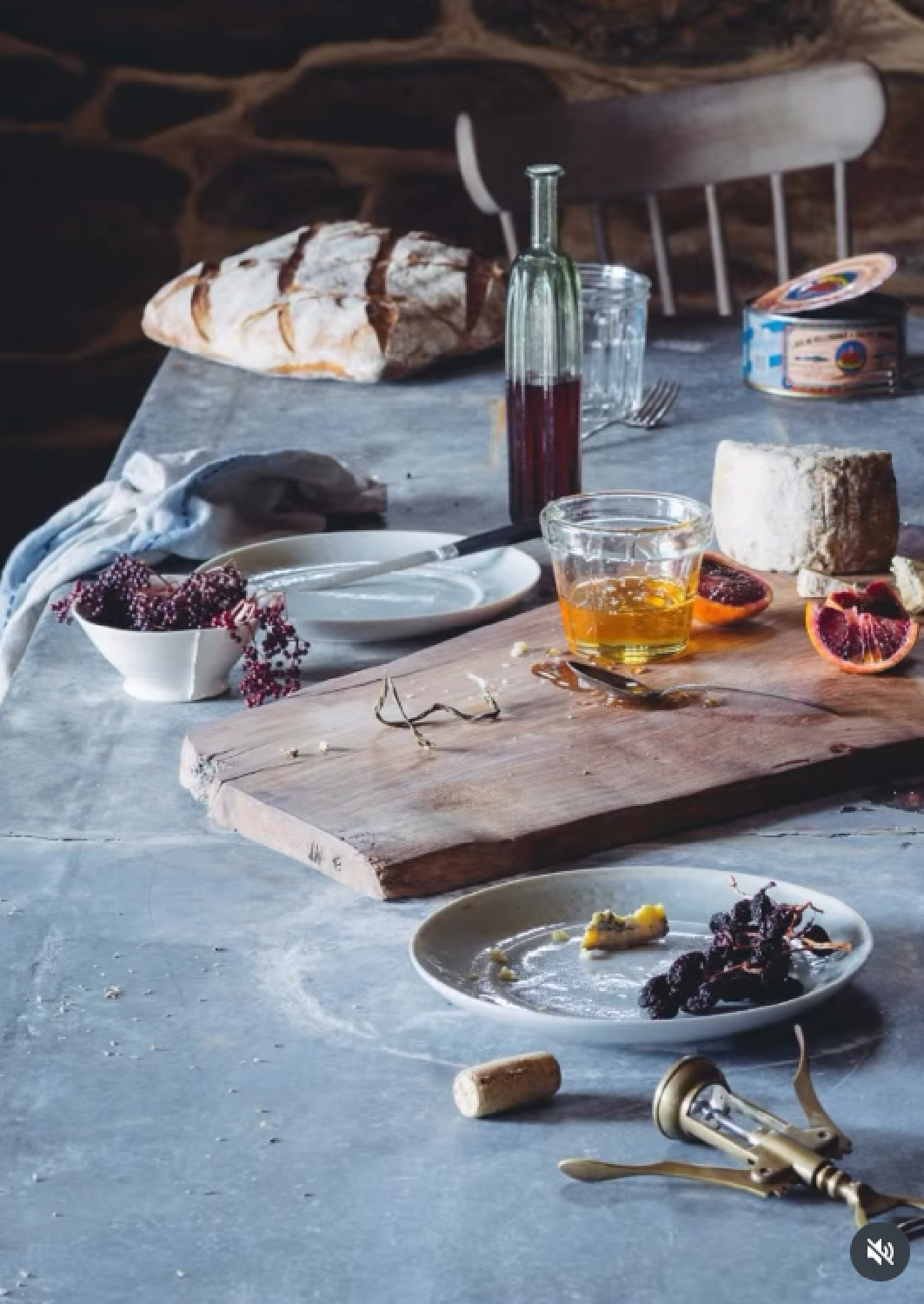 Breathtaking moody autumn rustic table with artisan wood board - Helen Norman of @starbrightfarm.